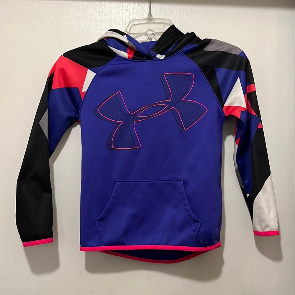 Girls Under Armour Hoodie. Youth Small.